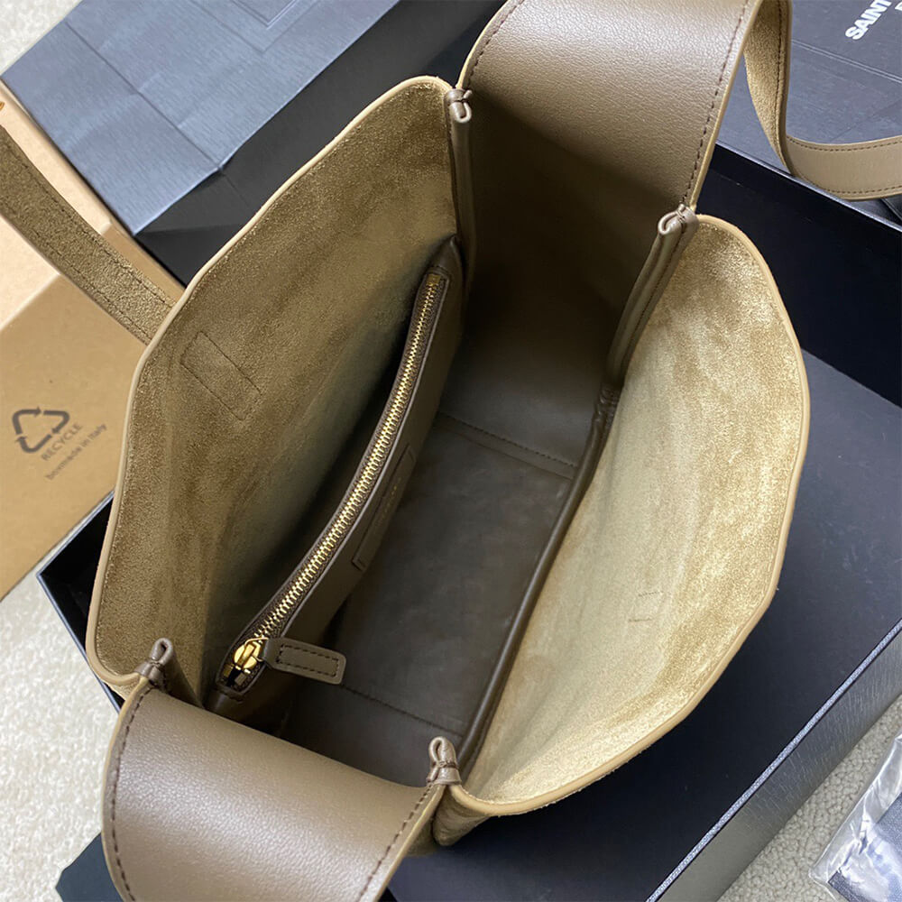 YSL le 5 a 7 supple small suede