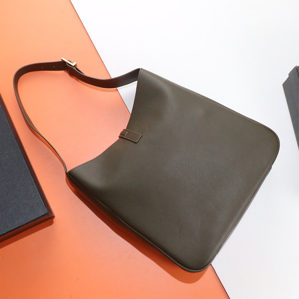 YSL LE 5 �� 7 supple LARGE