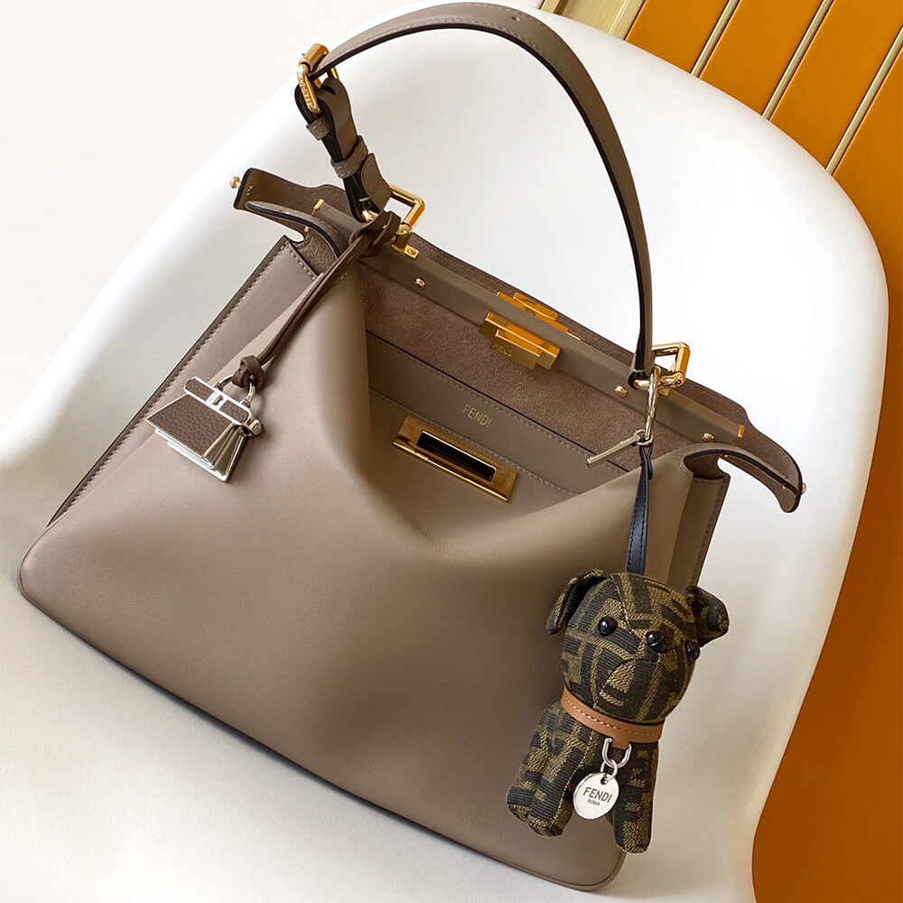 FENDI Peekaboo Soft Medium(HIGH-END GRADE)