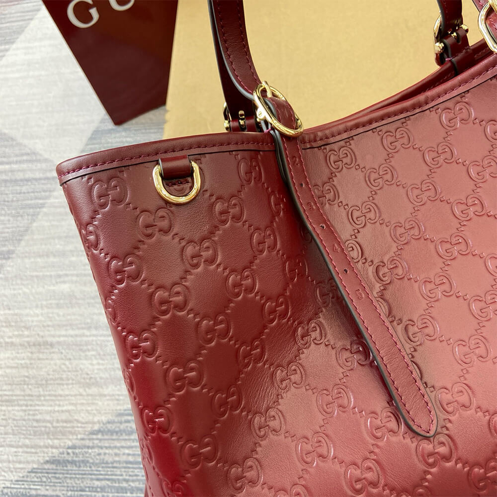 GG Emblem large tote bag