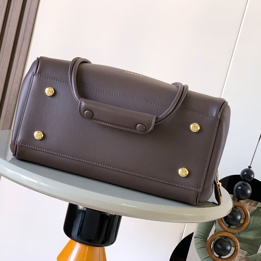 Loewe Medium Madrid bagin supple calfskin(HIGH-END GRADE)