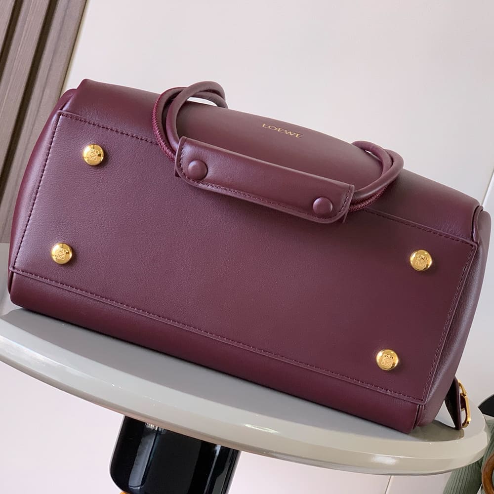 Loewe Medium Madrid bagin supple calfskin(HIGH-END GRADE)