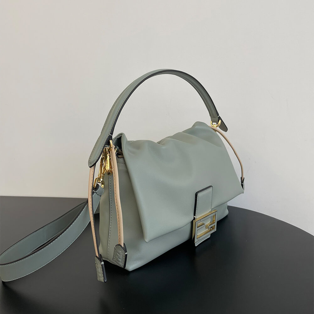 Fendi Mamma Baguette Medium(high-end grade)